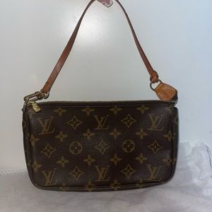 Louis Vuitton Pouchette